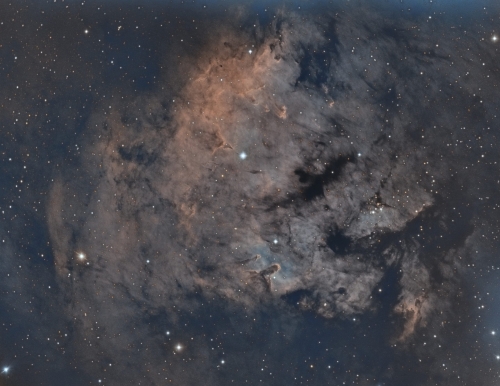 2023 ngc7822 François